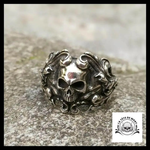 Bague Tête de Mort Baroque