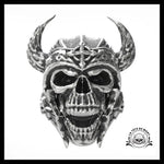 Bague Tête de Mort Casque a Cornes