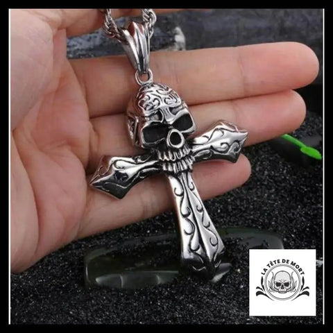 Collier Tête de Mort Croix Gothique
