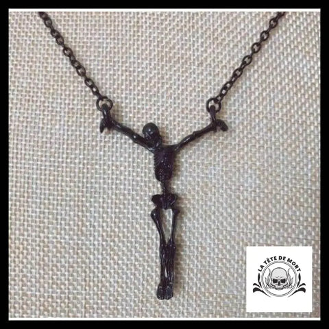 Collier Tête de Mort Gothique Enchaîne