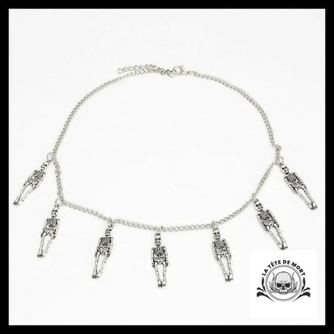 Collier Tête de Mort Sept Squelettes