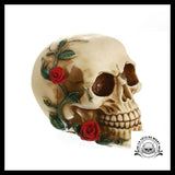 Sculpture Tête de Mort Crâne Roses Rouges Grimpantes