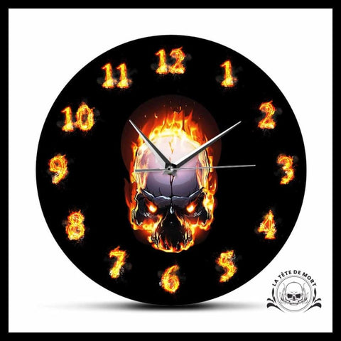 Horloge Tête de Mort Murale Crâne feu